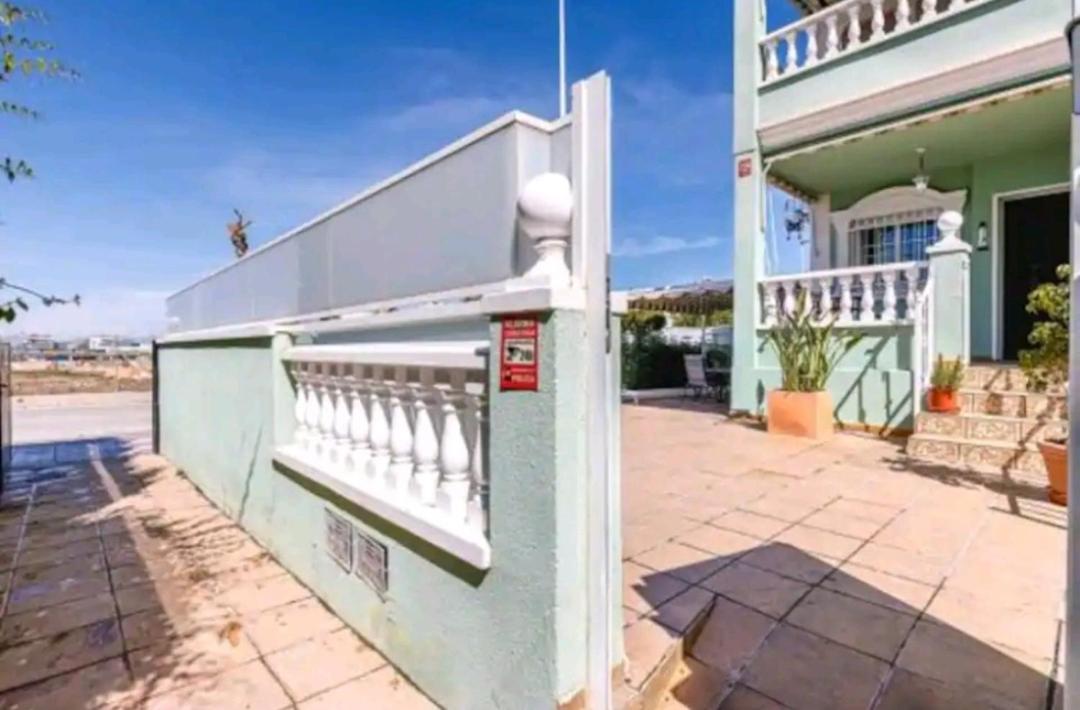 Bungalow Adaptado, Terraza Muy Grande Y Soleada. กราน อาลากันต์ ภายนอก รูปภาพ