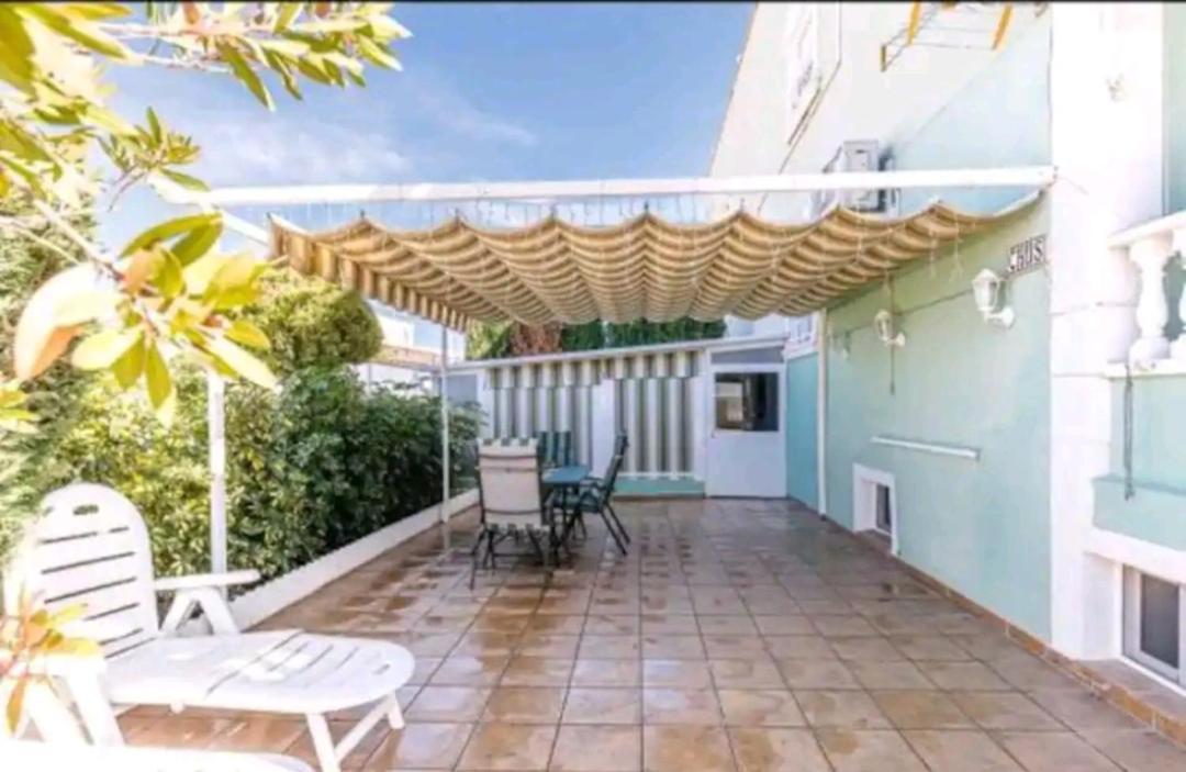 Bungalow Adaptado, Terraza Muy Grande Y Soleada. กราน อาลากันต์ ภายนอก รูปภาพ