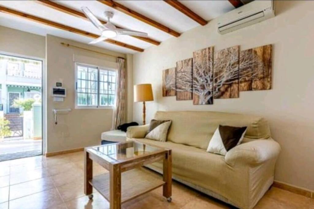 Bungalow Adaptado, Terraza Muy Grande Y Soleada. กราน อาลากันต์ ภายนอก รูปภาพ